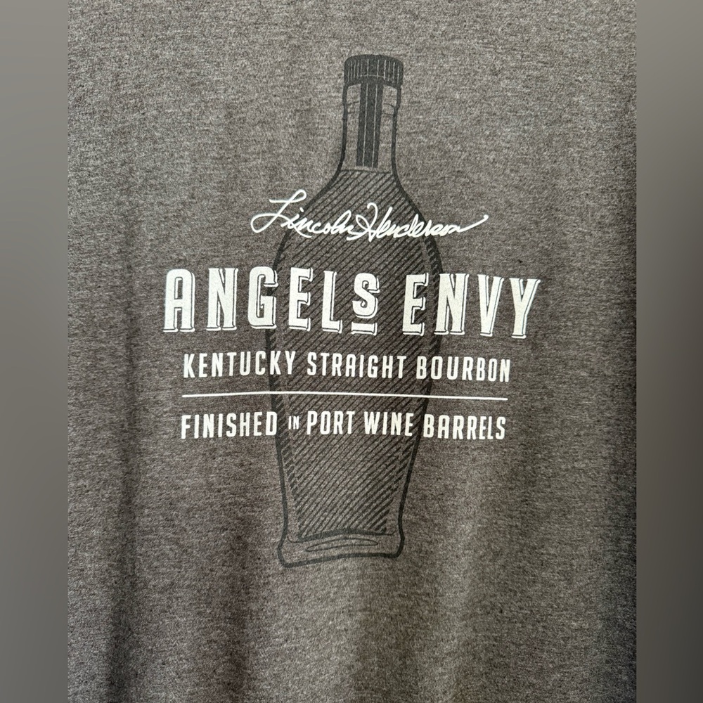 Men’s t shirt